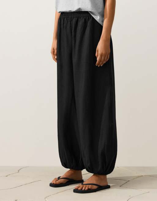 OYSHO - Pantaloni a palloncino in 100% lino neri, 2 di 4