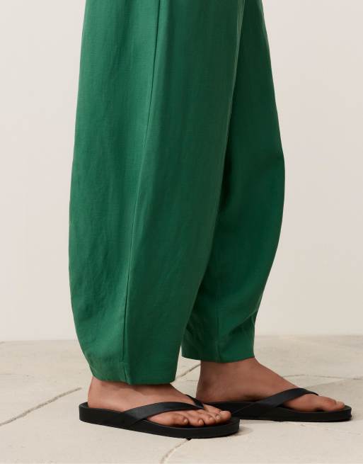 OYSHO - Pantaloni a palloncino in misto lyocell e 24% lino con cuciture verdi, 3 di 4
