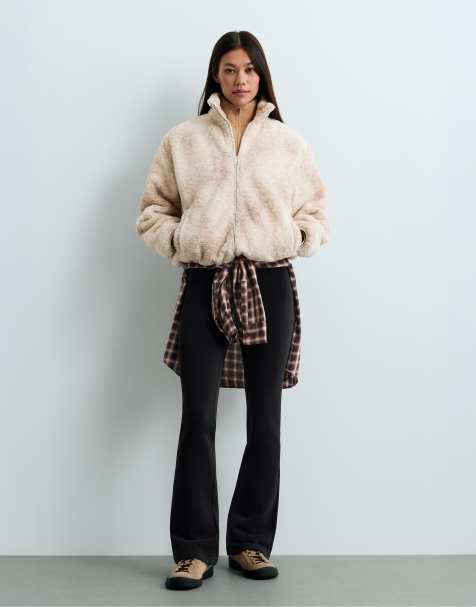 OYSHO pantaloni a zampa a vita alta super extra caldi, senza cuciture, neri - view 1