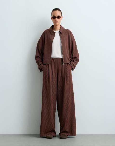 OYSHO pantaloni ampi a gamba larga in cotone piqué a righe sottili marroni - view 1