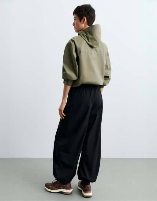 OYSHO pantaloni balloon impermeabili 10k neri, 4 di 6