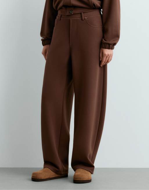 OYSHO pantaloni dritti a 5 tasche color cacao, 2 di 5