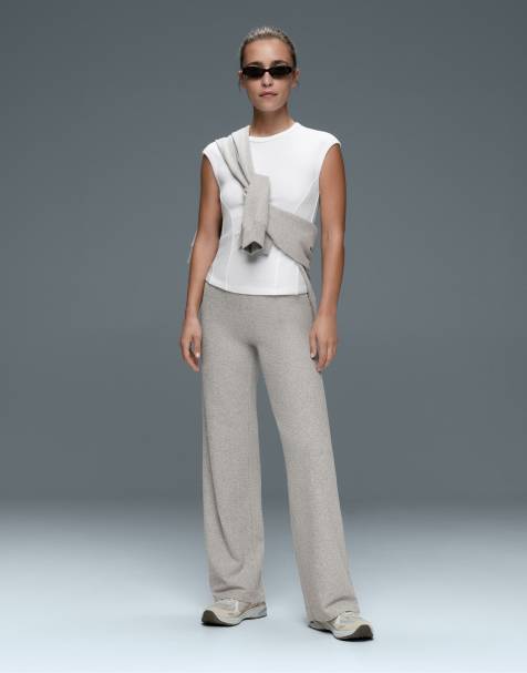 OYSHO pantaloni dritti a vita alta Comfortlux in grigio mélange - view 1