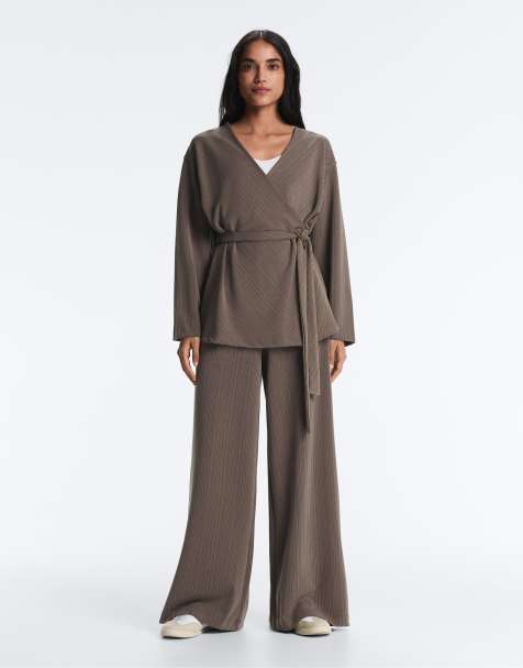 OYSHO - Pantaloni dritti marroni con righe asimmetriche e modal - view 1