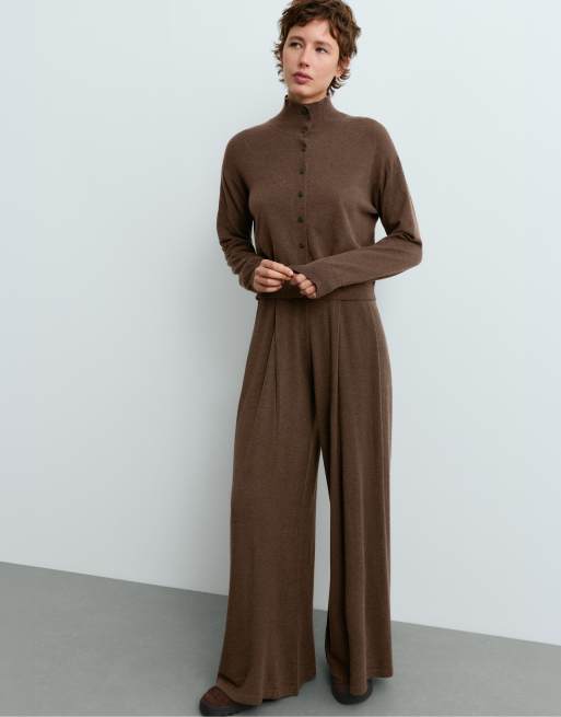 OYSHO pantaloni in maglia a pieghe a gamba ampia marroni, 3 di 5