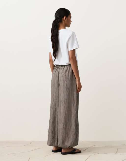 OYSHO - Pantaloni lunghi a palloncino grigi a righe, 4 di 4