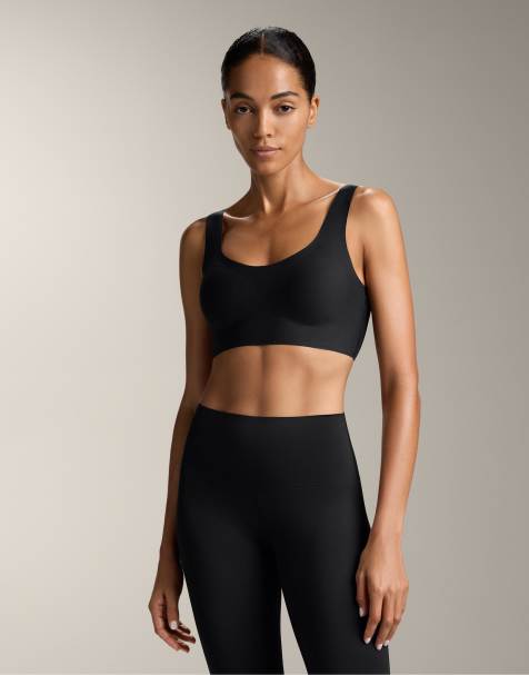 Oysho - Perfect-adapt - Brassière de sport maintien intermédiaire avec bonnets - Noir - view 1