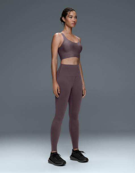 OYSHO Perfect-adapt High-Rise 65 cm knöchellange Leggings in purpurbraun - view 1
