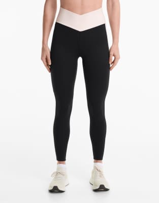 Oysho - Perfect-Adapt - Knöchellange Leggings mit hohem Bund (65 cm) und V-Bund in Schwarz