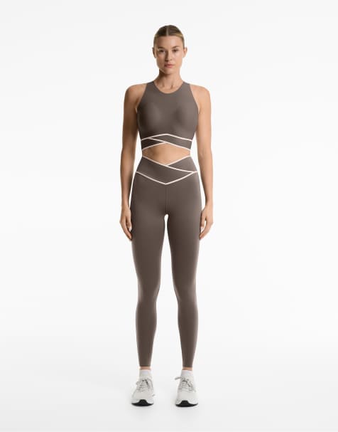 OYSHO - Perfect-adapt - Leggings alla caviglia con vita con incrocio a V da 65 cm neri - view 1