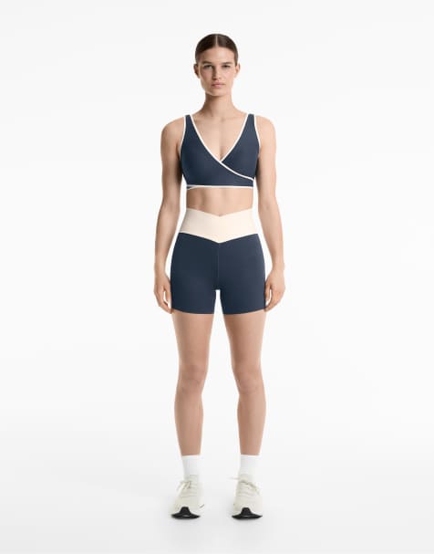 Oysho - Perfect-Adapt - Short legging 10 cm avec taille haute en V - Bleu nuit - view 1