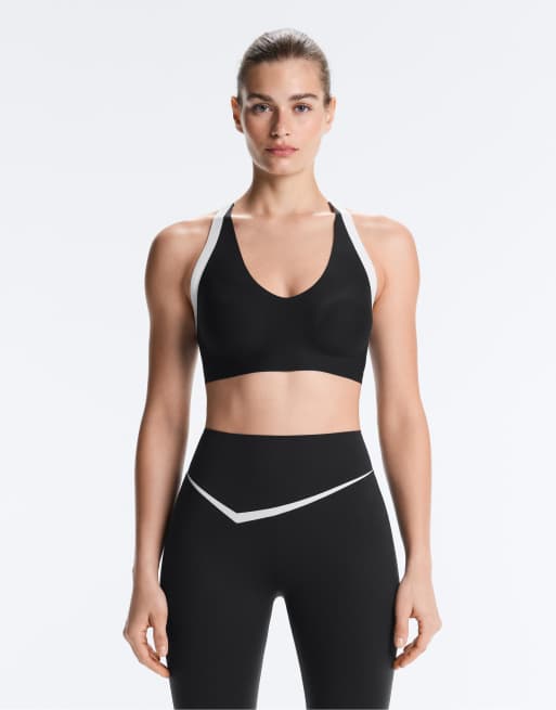 OYSHO - Perfect-adapt - Sort sports-BH med medium støtte og kontrastfarvede detaljer, 3 af 4