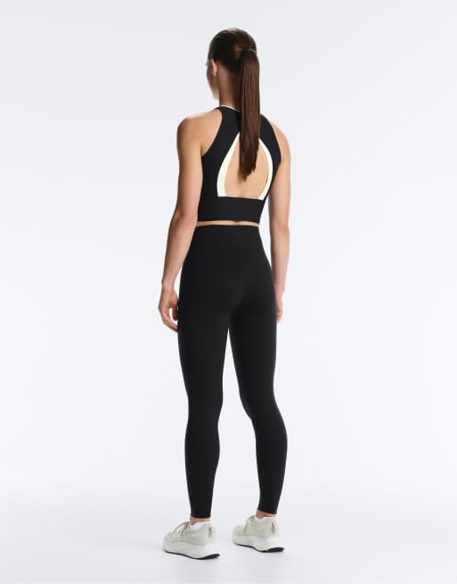 OYSHO – Perfect-adapt – Svart, ärmlös sportlinne, 2 av 4