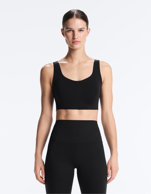 Oysho – Perfect-Adapt – Svart sport-bh med medium stöd och kupor, 3 av 7