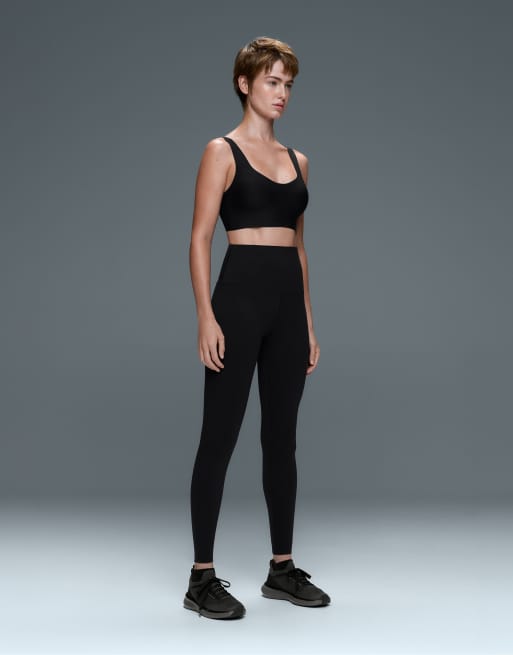 Oysho– Perfect-adapt – Svarta, ankellånga leggings med hög midja, 65cm, 2 av 7