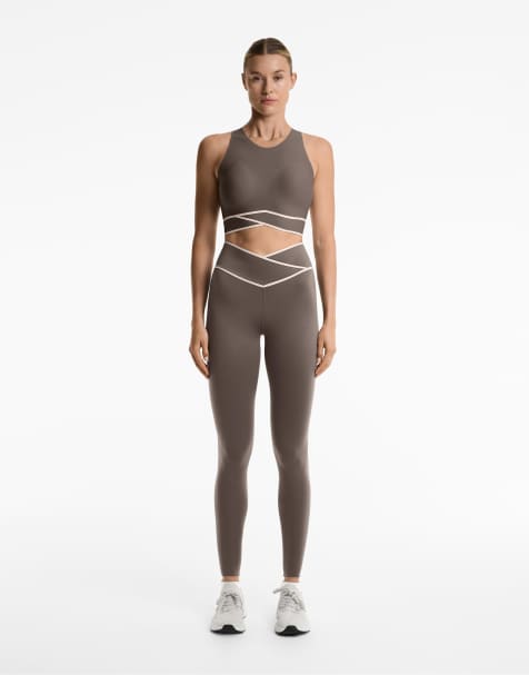 OYSHO - Perfect-adapt - Top senza maniche nero con fascia incrociata - view 1