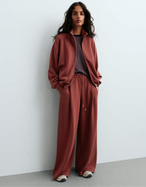 OYSHO Pleated wide-leg trousers in brown, 3 of 4
