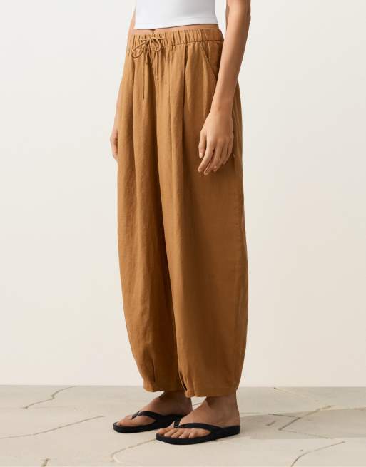 OYSHO – Plissierte Ballonhose aus 100% Leinen in Senfgelb, 2 von 4
