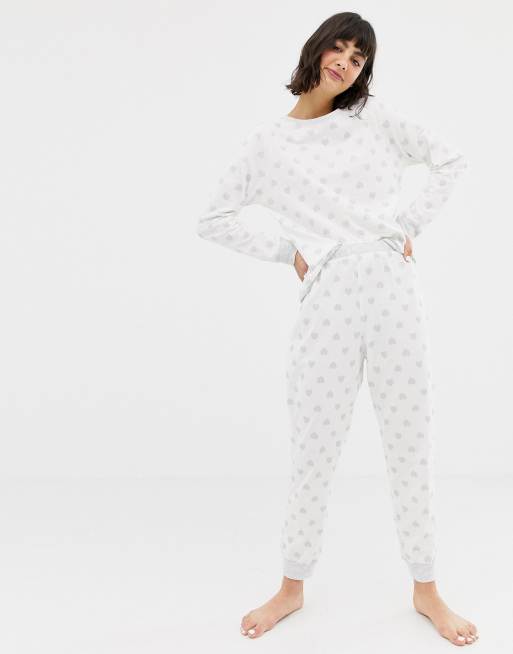 Pyjamas oysho store