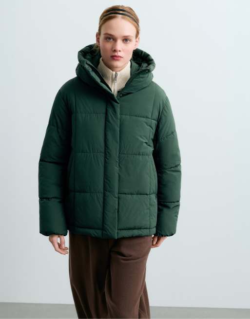 OYSHO - Primaloft® - Giacca imbottita idrorepellente color bottiglia a trapezio, 1 di 5