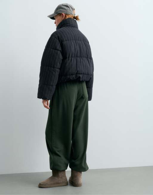 OYSHO Primaloft® vadderad jacka med kritstreck i ull i mörk havsblå, 4 av 5