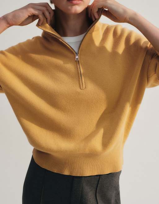 OYSHO pull en maille mi-zip en mélange de coton ocre, 5 de 6