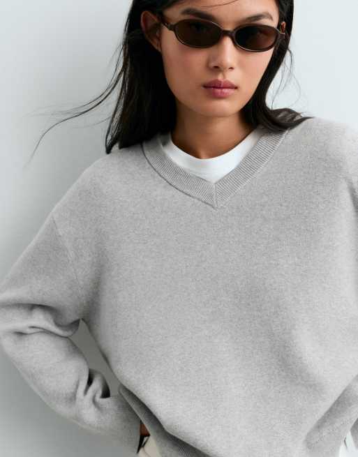 OYSHO Pullover mit Baumwollmix und V-Ausschnitt in Hellgrau, 3 von 5