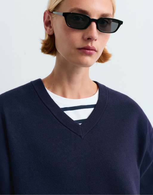 OYSHO Pullover mit Baumwollmix und V-Ausschnitt in Marineblau, 3 von 7
