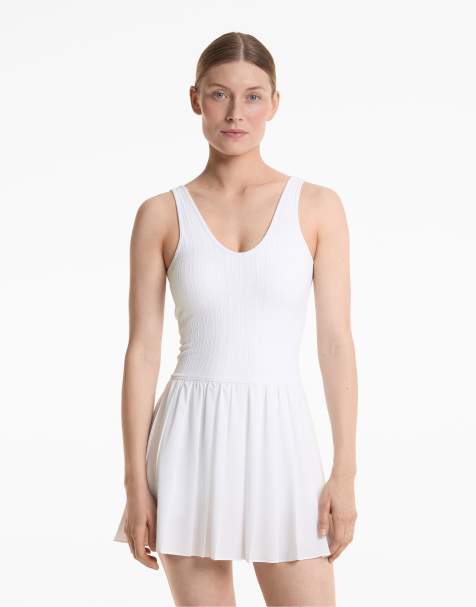 Oysho - Råhvid kort kjole med plisseringer - view 1