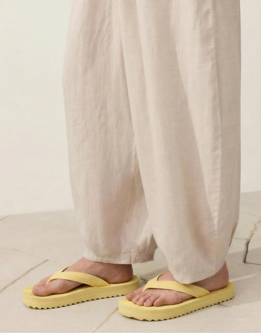 Oysho - Sandales de plage à plateforme texturée - Jaune, 2 de 6