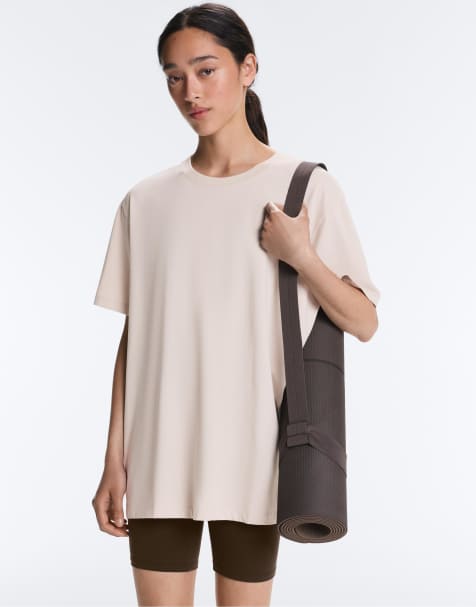 OYSHO - Sandfarvet oversized T-shirt med korte ærmer i bomuldsblanding - view 1