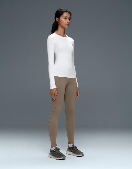 OYSHO Seamless base layers t-shirt in off-white, 2 of 5