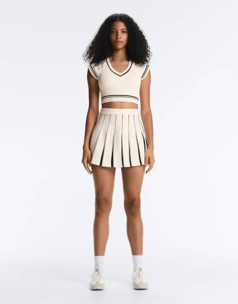 OYSHO Seamless high rise pleats short skirt in pale ecru