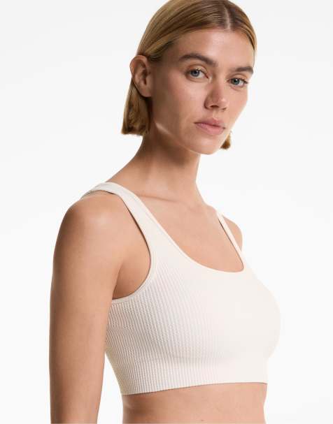 OYSHO Seamless structured sports bra in pale ecru - view 1