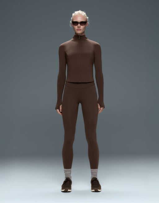 OYSHO Short light warm technical jacket in brown, 3 of 4