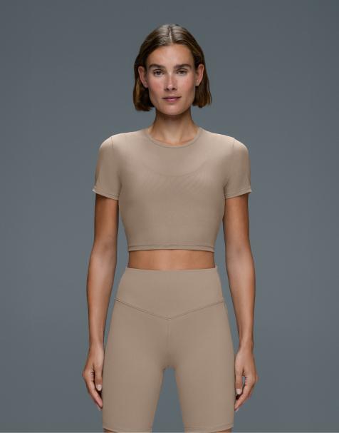 OYSHO Short-sleeved evermove tank top in beige - view 1