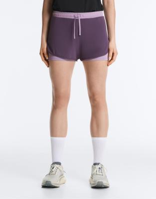 OYSHO - Shorts aus Funktionsmaterial in verwaschenem Lila