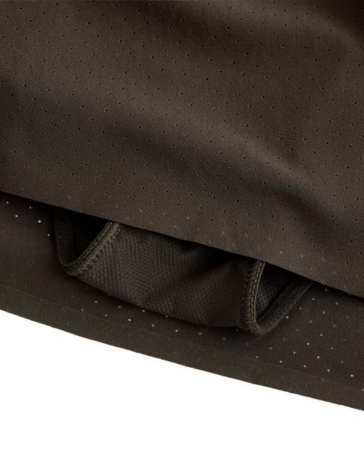 OYSHO shorts tecnici a vita media 7 cm marroni, 7 di 7