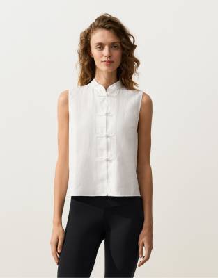 Stand Up Collar 1