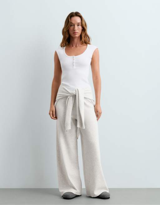OYSHO Sleeveless rib t-shirt with cotton and modal buttons in off-white, 2 of 5