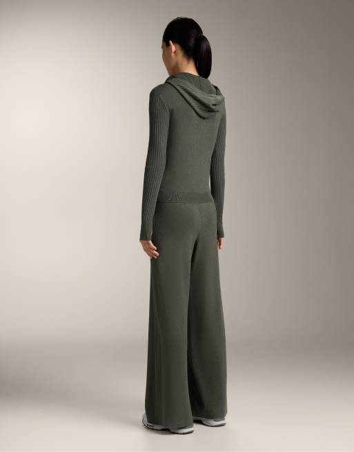 OYSHO Slim fit knit jacket with hood in military green, 3 of 4