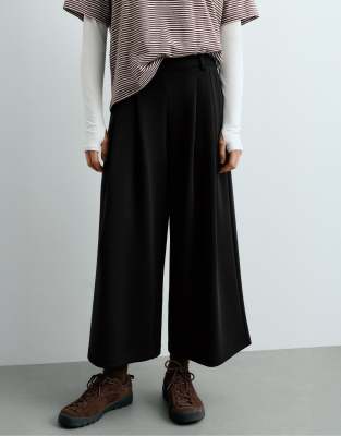 Wide Leg