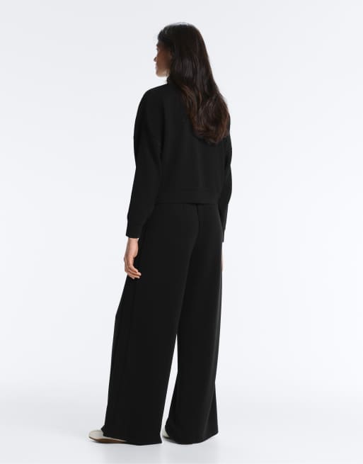 OYSHO Soft-touch wide-leg trousers with modal and faggoting embroidery in black, 4 of 4