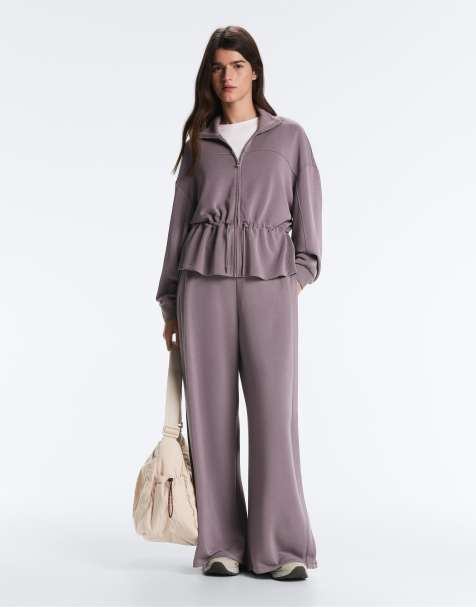 OYSHO Soft-touch wide-leg trousers with side pleat and modal in lilac