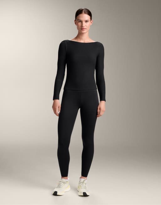 OYSHO - Sort ribstrikket T-shirt med bådudskæring i modalblanding, 2 af 4