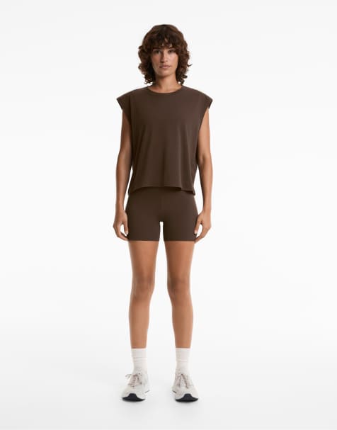 Oysho – Sport-Set in Dunkelbraun - view 1