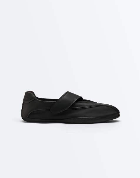 OYSHO – Sportliche Ballerinas in Schwarz - view 1