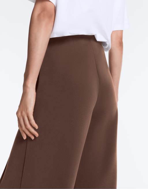OYSHO Straight-leg trousers with soft-touch modal and piping in brown, 4 of 4