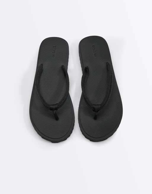 OYSHO – Strand-Sandalen in Schwarz mit geflochtenem Seildesign, 4 von 7