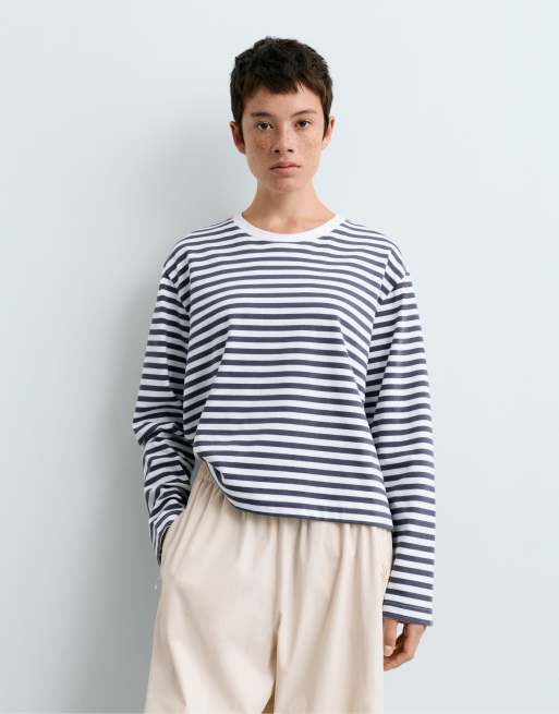 OYSHO stribet boxy langærmet T-shirt i blå og hvid, 2 af 5